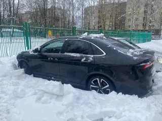KAIYI E5 2023 автомобиль легковой, марка: KAIYI E5, модель: KAIYI E5, VIN: XUUJA2G25P0010215, гос. рег. номер: Х720В006, год изготовления: 2023