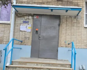 Квартира 30,2 кв.м, Ростовская область, г. Волгодонск. Жилое помещение, квартира площадью 30,20 кв.м., кадастровый № 61:48:0030509:1017 (находится в залоге). Адрес (местоположение): Ростовская область, г. Волгодонск, ул. 30 лет Победы, д. 9, кв. 32. Год ввода в эксплуатацию: -. Вид ограничений и…