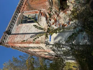 Нежилое здание 380 кв.м и земельный участок 1797 кв.м, Нижегородская область. Здание кадастровый номер 52:36:0006003:907, расположенное по адресу: Российская Федерация, Нижегородская область Вачский муниципальный район, городское поселение рабочий поселок Вача, рабочий поселок Вача, ул…