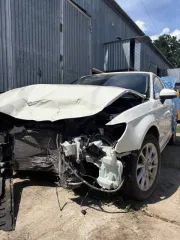 Audi A3 2013 Audi A3, 2013 года, 122 лс, 234000 км, АКПП еще Audi A3, 2013 года, 122 лс, 234000 км, АКПП еще Автомобиль AUDI A3, год выпуска 2013, VIN WAUZZZ8V5EA001516