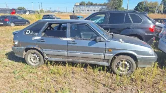 LADA 21140 2006, VOLKSWAGEN GOLF 2005 Легковые автомобили марок ВАЗ, VOLKSWAGEN Информация о лоте, а также сведения об имеющихся ограничениях/обременениях указаны в приложении "Информационное извещение". Имущество продается в том виде, в каком оно есть, и в случае продажи возврату/обмену не…