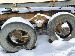 МАЗ 642208-022Р, 2002 года. Идентификационный номер (VIN) – Y3M64220820001103. Марка, модель ТС – МАЗ 642208-022Р. Тип ТС - грузовой тягач седельный. Год изготовления - 2002. Гос. рег. знак – Н223КК134.