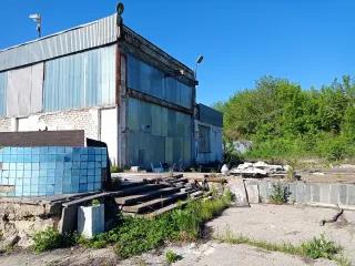 Пассажирская подвесная канатная дорога Doppelmayr 2008, недвижимость и инфраструктура горнолыжного комплекса, Ульяновская область. Пассажирская подвесная канатная дорога Доппельмайр (Doppelmayr), Австрия, 559 м, кад. номер 73:24:041702:140. Право аренды земельного участка площадью 11 703 кв.м (срок…