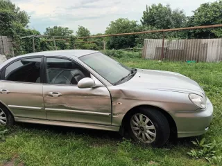 Легковой автомобиль Hyundai Sonata, год выпуска: 2005, VIN: X7MEN41BP5M005356, цвет: серебристый. Имущество является предметом залога ПАО «Совкомбанк».
