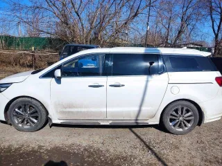 Kia Carnival 2016 года, 202.6 лс, пробег 151960 км, АКПП. VIN: KNAME81ABHS284541.
