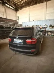 BMW X5 2007 года, 264 лс, 250000 км, полный привод, АКПП, легковой автомобиль, марка: BMW, модель: X5, год изготовления: 2007, цвет: черный, VIN: 5UXFE43597L018014, г/н: M006УТ38