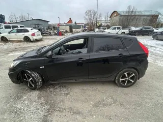 Hyundai Solaris, 2011, 107 лс, 127667 км, АКПП, легковой автомобиль, год изготовления: 2011, легковой комби (хэтчбек), г/н: K223XH86, цвет: черный, VIN: Z94CT51CBBR015194, ПТС 78 НК 635002, СТС 99 44 705582. (Ржавчина по кузову, летняя резина)