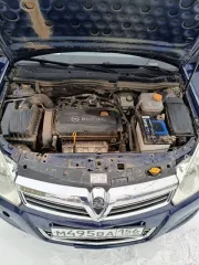 Opel Astra A-H 2011 легковой автомобиль, марка: ОПЕЛЬ ASTRA(A-H) 2011 года выпуска, 116 л.с., ПТС: 39HK054565151020110Z, VIN: XWF0AHL48C0003288. Зарегистрирован за супругом Должника. Горит чек, ошибка в 4 цилиндре.
