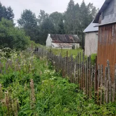 Жилой дом 56.5 м², Калужская область, Тарусский район, деревня Муковня, улица Дачная, дом 4. Кадастровый номер 40:20:030501:136, доля в праве 1/2. С момента начала приема заявок предоставляется возможность предварительного ознакомления с составом имущества и условиями продажи. С документами можно…