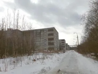 Предприятие (имущественный комплекс) ООО «Русско-высоцкая птицефабрика», состав и характеристики которого указаны в приложении №1 к настоящему сообщению, а также к сообщению ЕФРСБ №19354226 от 05.09.2025. Часть имущества является предметом залога ООО «Управляющая компания «Сигнал» и ФНС России…