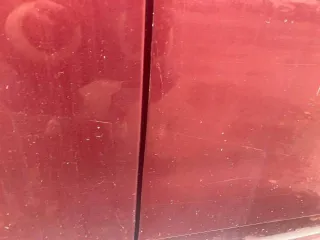 Renault Sandero Stepway 2011 года, красный цвет. Пробег 115035 км, АКПП. Мощность 103 л.с. (76 кВт), бензиновый двигатель 1.6 л (1598 куб. см), модель двигателя К4МС697, номер D011009. Экологический класс 4. VIN: X7LBSRBYNBH456858, ПТС 77НК 672270. Разрешенная максимальная масса 1615 кг, масса без…