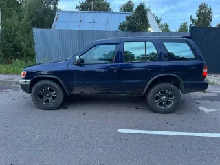 Nissan Pathfinder, 1999 года выпуска, VIN JN1TAZR50U0003013, 170 л.с., 400000 км, полный привод. Автомобиль исправен, на ходу. Пробег составляет ориентировочно 400000 километров. Автомобиль имеет следующие неисправности, требующие устранения: неисправен одометр, по кузову наблюдаются незначительные…
