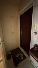 Квартира 37,3 кв.м, Новосибирск, ул. Курчатова, 37-220. Однокомнатная квартира общей площадью 37,30 кв.м., расположенная по адресу: г. Новосибирск, ул. Курчатова, д. 37, кв. 220, с кадастровым номером 54:32:010221:403. Залог в пользу Банк ВТБ (ПАО).