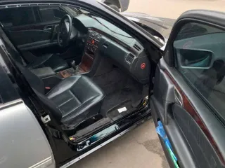 Mercedes-Benz S-Class 1997 года, 193 л.с., пробег 370000 км, автоматическая коробка передач. VIN: WD2100811X000399, государственный номер Р638ХА40.