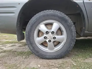 Hyundai Starex 2004. Автомобиль марки Hyundai модель Starex 2004 г.в. VIN-номер KMHWP81HP4U610692. С имуществом можно познакомиться по месту его нахождения по предварительной записи у организатора торгов по адресу: ул. Солнечная, д. 3, р. п. Николаевка Николаевский р-н, Ульяновская область.