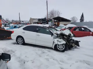 Toyota Premio 2004 года, номер кузова ZZT2450024972.