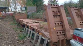 Прицеп LianShan DongYue CSQ9390TDP, 2012 года, идентификационный номер (VIN) LMA93NGT7C0020637, гос. номер АН 8578 59.