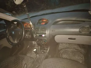 Peugeot 206 2008 года выпуска. VIN: VF32BKFWA72787333. Пробег 109230 км. Бензиновый двигатель 1.4, механическая коробка передач. Повреждена левая передняя дверь и бампер. Автомобиль заводится и на ходу. Находится по адресу: Челябинская область, г. Магнитогорск, ул. Сталеваров, 15/3. Осмотр по…