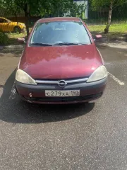 Opel Corsa 2003 года, цвет темно-красный. VIN: W0L0XCF6834415266. Мощность двигателя 75 л.с. (55 кВт), объем 1199 куб.см. Максимальная масса 1430 кг, масса без нагрузки 1035 кг.