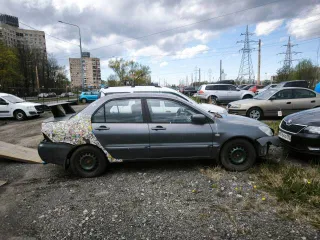 Mitsubishi Lancer 2006, 98 л.с., 299225 км. Легковой автомобиль, марка: Mitsubishi, модель: Lancer 1.6, год изготовления: 2006, цвет: серый, изготовитель (страна): Япония, разрешенная максимальная масса: 1750 кг, масса без нагрузки: 1260 кг, VIN: JMBSNCS3A6U020295, ПТС: 78ТТ 014498, г/н: Х389ЕР72…