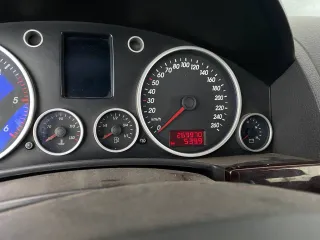 Volkswagen Touareg, 2004 Автомобиль марки Фольксваген TOUAREG, 2004 г.в., VIN WVGZZZL7LZ5D025033, номер кузова: WVGZZZL7LZ5D025033, цвет белый Подробно с предметом торгов можно ознакомиться по предварительному согласованию в рабочие дни с 10-00 до 20-00 тел. 8-905-911-1133, адрес для направления…
