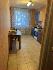 Квартира в Саратовской обл., 48,2 кв.м., расположенная по адресу: РОССИЯ, Саратовская область, Озинский, г.п. Озинское, р.п. Озинки, г.п. Озинское, р.п.Озинки, Лесная ул, д. 1а, кв. 3, с кадастровым номером: 64:23:121114:77, площадью: 48,2кв.м.