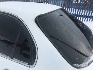 Toyota Corolla, 1992 года, 105 лс, 354746 км, АКПП, Автомобиль Тойота Королла 1992 г.в.; г/н: Е924ЕО138; цвет: Белый; Номер кузова (прицепа): AE1000008789; № двигателя: G782004. Двигатель дымит, требуется замена поршневой. Опорный правый подшипник под замену, задние тормозные колодки изношены.