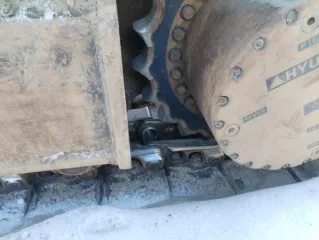 Погрузчик XCMG LW300FN, зав. № XUG0300FCHCB01437, год выпуска 2017, цвет желтый, гос. номер 38 АА 0864. Требуется ремонт головок блока цилиндра.