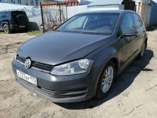 Volkswagen Golf 2013 года, 85 л.с., 296316 км, идентификационный номер (VIN): WVWZZZAUZEW063073