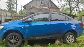 Chevrolet Aveo 2012 года, синий. VIN: XUUTF69EJC0025389, госномер K724XK190. ПТС 39 HO 580120. Произведен в России на ЗАО "АВТОТОР-МЕНЕДЖМЕНТ". Модель двигателя FI6D4, бензиновый, номер 394770KA, мощность 116 л.с. (85 кВт), объем 1598 куб. см. Экологический класс 4. Максимальная масса 1598 кг…