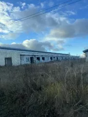 Земельный участок 55960 +/- 2069 кв.м, кад. № 58:08:0090602:45. Местоположение установлено относительно ориентира, расположенного за пределами участка. Ориентир — каменное здание. Участок находится примерно в 970 м от ориентира по направлению на юго-запад. Почтовый адрес ориентира: Пензенская обл…