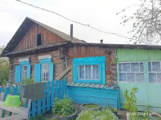 1/5 доля жилого дома 88.1 кв.м и 1/5 доля земельного участка 1200 кв.м в Забайкальском крае. Вид объекта недвижимости: Здание. Кадастровый номер: 75:12:020103:307. Назначение объекта недвижимости: Жилое. Виды разрешенного использования объекта недвижимости: жилое (Жилой дом). Местоположение…