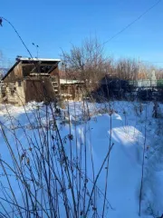 Дом 69,2 кв.м, участок 893 кв.м, Иркутская область Жилой дом с земельным участком площадью 69,2 кв. м, 2 этажа, адрес: Российская Федерация, Иркутская область, Иркутский район, 600 м южнее с. Смоленщина, садоводческое некоммерческое товарищество "Нива-1", ул. Железнодорожная, кадастровый номер…