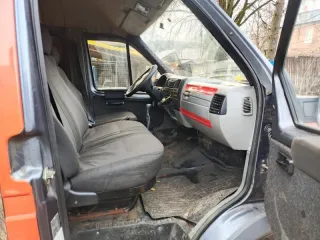 Грузовой автомобиль ГАЗ 2705 2012 года выпуска, VIN X96270500C0721745. Двигатель 2 997 см³. Состояние удовлетворительное. Имеются неполадки с кулисой коробки передач, заводится сложно, не с первого раза, сел аккумулятор. Автомобиль не эксплуатируется в данное время в связи с поломками.