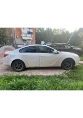 Opel Insignia NB 2012 года, VIN XWFGB5EA1C0001910, в залоге у Совкомбанка.