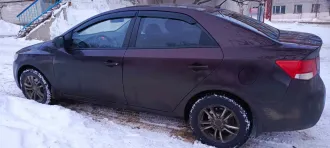 Kia Cerato, 2010, VIN - KNAFU411AB5323235, 2010 г. в. темно-вишневый, легковой седан. Залог ПАО ВТБ. Контакт для организации осмотра: 8-904-855-20-34 (ХРУНИНА Е.А.).