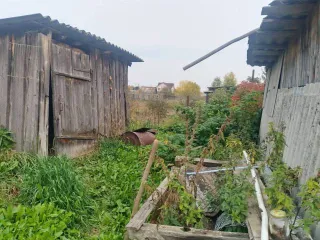 Дом 35 кв.м и участок 977 кв.м, Тюменская область. Жилое здание площадь: 35кв.м., кадастровый номер: 72:16:0101001:818 и земельный участок, площадь: 977кв.м., категория земель: Земли населенных пунктов, разрешенное использование: Для ведения личного подсобного хозяйства, кадастровый номер…