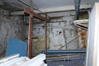 1/2 доли нежилого помещения 143,5 кв.м, Московская область, Рузский г.о., рп Тучково 1/2 доля помещения в Московской обл. 1/2 доля в помещении места общего пользования, назначение: нежилое, общее имущество собственников помещений в многоквартирном доме, находящемся по адресу: Российская Федерация…