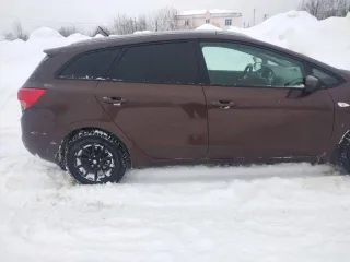 Kia Ceed, 2013 Kia Ceed, 2013 года, 129 лс, 280000 км еще Kia Ceed, 2013 года, 129 лс, 280000 км еще KIA JD (CEED), 2013 г.в., ГРН Р32200159, VIN XWEHN812AD0001410, цвет коричневый, МКПП