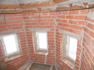 Дом 416,2 кв.м и земельный участок 1250 кв.м в Москве. Жилое здание, кадастровый номер: 77:18:0170703:336, этажность: 3, в том числе подземных 1, площадь: 416,2 кв.м, адрес: г. Москва, поселение Марушкинское, д. Власово, ул. Юбилейная, д.71. Земельный участок, кадастровый номер: 50:26:0170703:51…