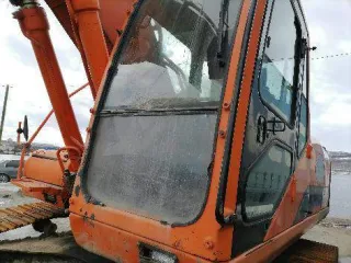 Экскаватор Doosan Solar 255LC-V г.н.МР7239(51) Ознакомиться с имуществом и документами можно по указанным адресам, по согласованию с организатором торгов.