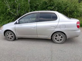 Toyota Platz, 2001 год. VIN отсутствует, кузов SCP11-0043310, шасси отсутствует, двигатель 1SZ1-0752850. Цвет серый, госномер О901КС19. ПТС 25TT253205, выдан Владивостокской таможней 13.09.2006.