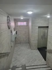 Квартира 40,8 кв.м, 2-комн., Московская область, г. Видное, мкр. Солнечный, д. 3, кв. 20, кадастровый номер: 50:21:0010217:3802. Залог по обязательствам должника перед ООО СФО MERKURIJ
