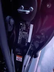 Lexus LX 570 VIN: JTJHY00WX04279138