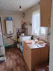 Дом 33,8 кв.м. и земельный участок 3400 кв.м. в Воронежской области, Острогожский район, село Ближняя Полубянка, улица Центральная, д. 15. Назначение здания: жилое. Назначение земельного участка: земли населённых пунктов. Кадастровый номер здания: 36:19:5800003:48. Кадастровый номер земельного…