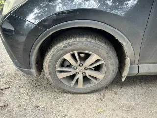 Toyota RAV4, 2015 года, 146 лс, 381000 км, АКПП Легковой универсал, марка: Toyota, модель: RAV4, год изготовления: 2015, VIN: JTMRDREV40J020203, цвет: Черный, мощность двигателя (л.с.) 146