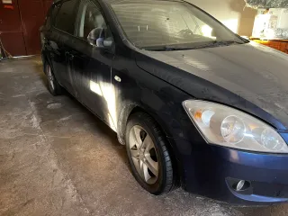 KIA ED(CEED) 2007 легковой автомобиль марки модели: КИА ED(CEED), 2007 года выпуска, идентификационный номер (VIN): XWEFF522380000392, номер кузова: XWEFF522380000392 является предметом залога ПАО «Совкомбанк» Осмотр предмета торгов производится в рабочие дни, по месту нахождения имущества и…