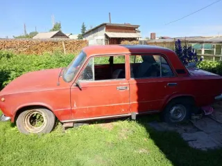 ВАЗ 21013, г/н Р531ЕО03 rus, 1985 г.в., цвет красный, VIN XTA210130G4726283.