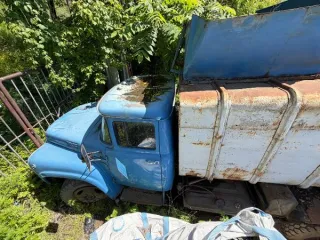 Зил 431410, 1990 право заключения договора купли-продажи движимого имущества: автомобиль грузовой Зил 431410 с инвентарным номером 41012511042222, номер двигателя 508400533815, номер шасси (рамы) 2974585, год выпуска 1990, местоположение: Приморский край, г. Владивосток, проспект 100-летия…