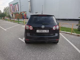 автомобиль Volkswagen Golf Plusлегковой автомобиль, марка: Volkswagen, модель: Golf Plus, год изготовления: 2006, цвет: черный, VIN: WVWZZZ1KZ7W516157, страна вывоза: ФИНЛЯНДИЯ, пробег 207 000 км, имеются малозначительные повреждения кузова, частично не работают световые приборы, неисправна панель…